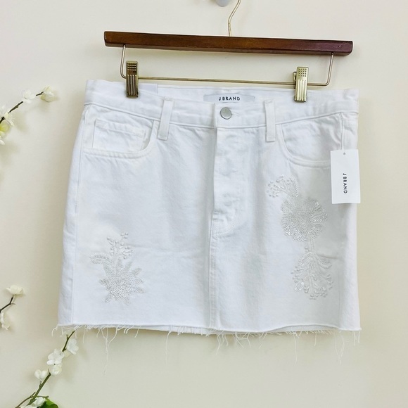 J Brand “Bonny” Embellished Denim White Mini Skirt - Picture 5 of 16